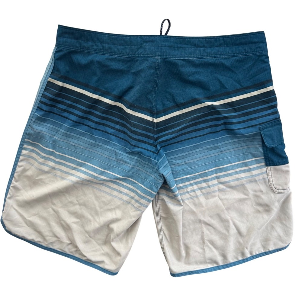 Billabong Mens Board Shorts 36 Blue Gradient Striped 10 in inseam Unlined - Picture 3 of 6